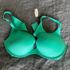 NWT and original packaging Victoria Secret bra size 38B